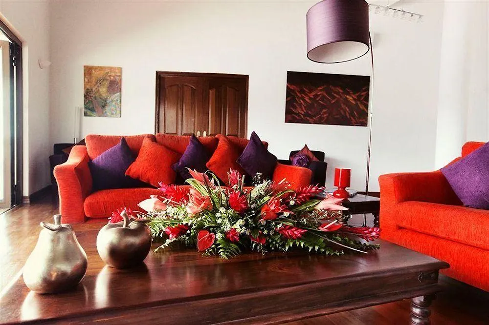 Petit Amour Villa Glacis